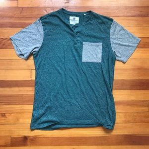 ON THE BYAS Men Medium Top